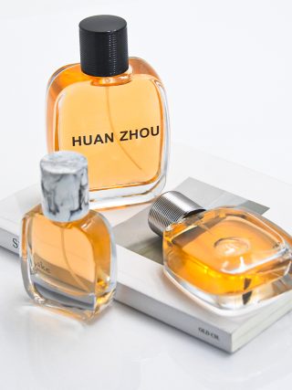 Wholesale Vintage Square Glass Spray Bottle, 30ml-100ml Empty Perfume Bottles