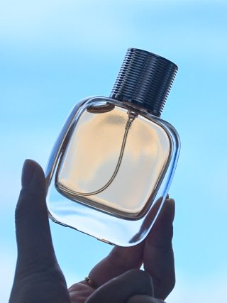 Wholesale Vintage Square Glass Spray Bottle, 30ml-100ml Empty Perfume Bottles - Image 3
