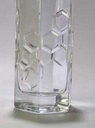 Honeycomb design pattern glass liquor bottle with cork stopper BC047 - Image 5