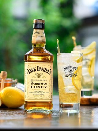 Personalized Jack Daniel's Tennessee Honey 70 cl Spirit Bottles - Image 3